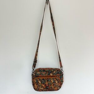 Lug Carousel XL Crossbody Purse Floral Patterned Orange Bag Adjustable Spacious